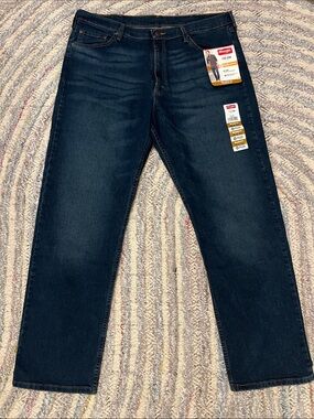 Wrangler Men's Indigo Straight-Leg Jeans